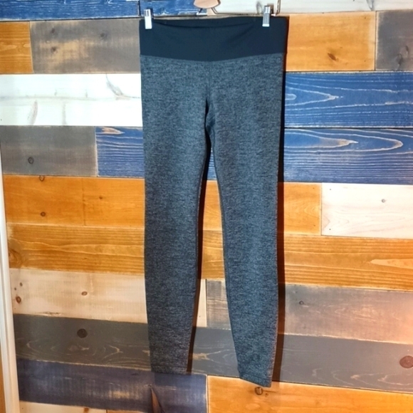 Under Armour  M leggings - Picture 1 of 6